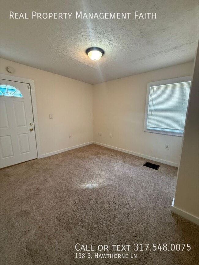 Building Photo - 138 S Hawthorne Ln