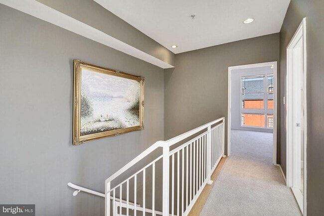 Building Photo - 1662 N Quinn St