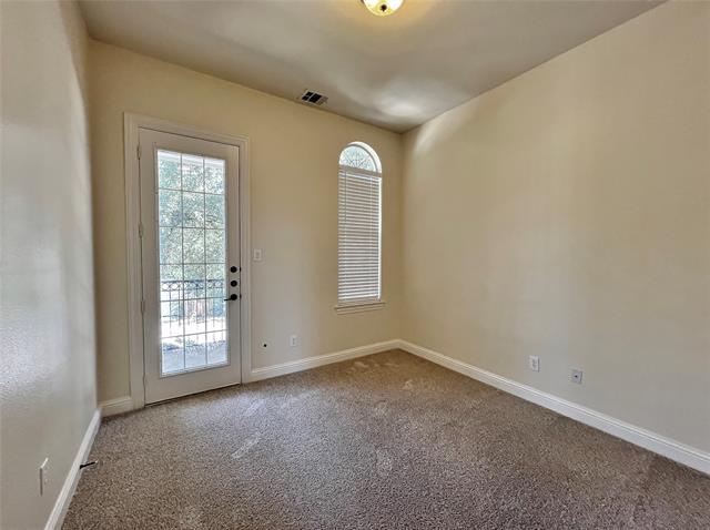 Building Photo - 5808 La Vista Dr