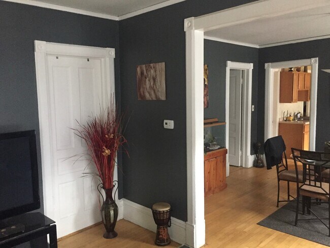 Building Photo - 2432 S Burrell St