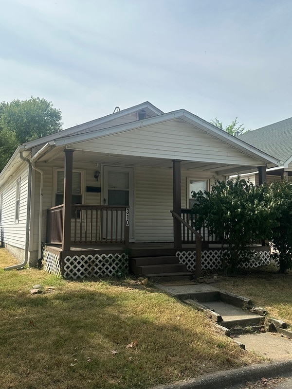 Building Photo - 310 Picker Ave