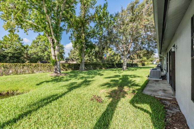 Building Photo - 4283 Brentwood Park Cir