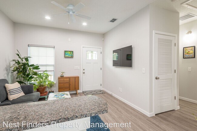 Building Photo - 2 br, 2 bath House - 461 Herbert Street