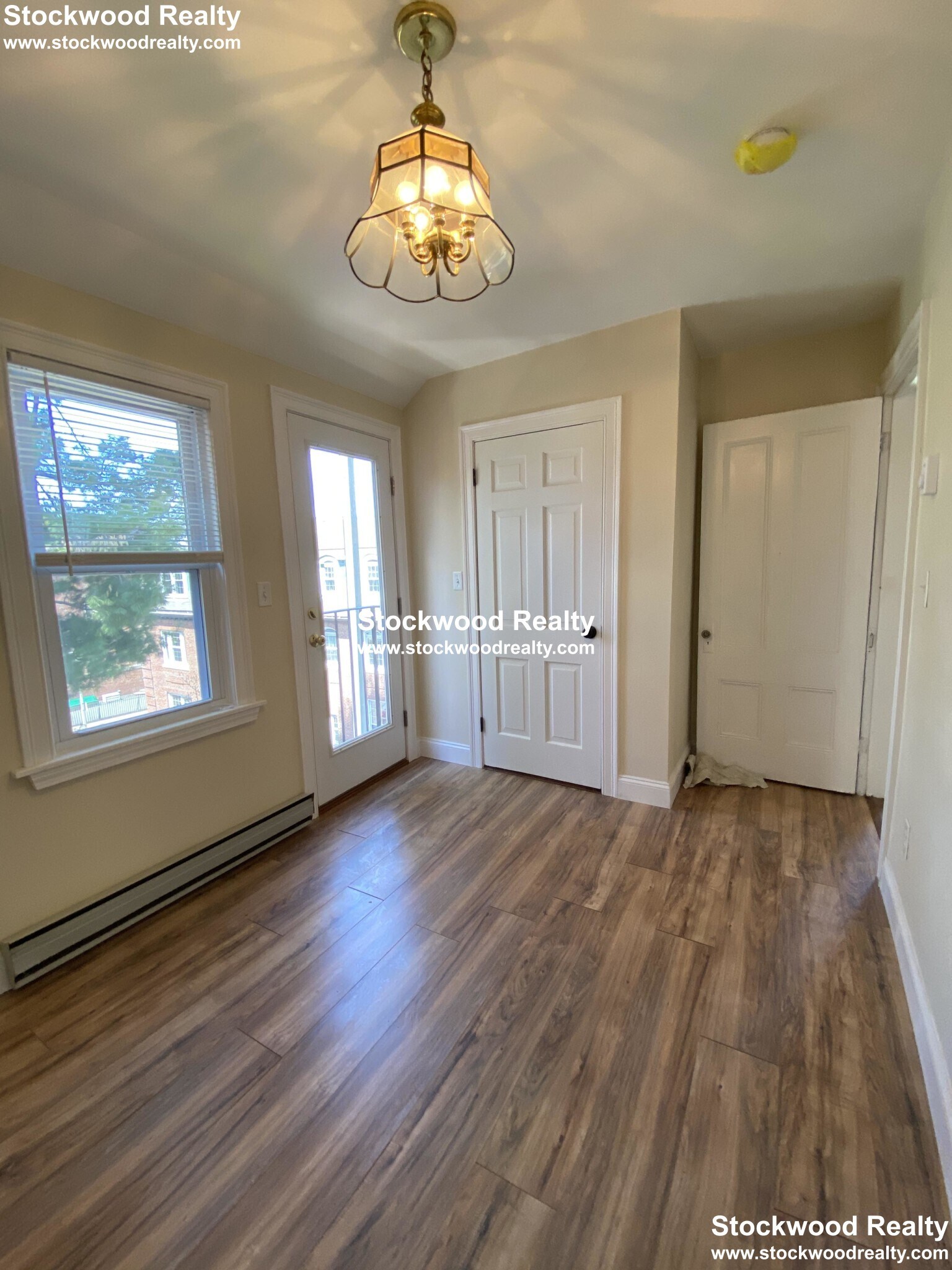 Building Photo - 18 Haverford St