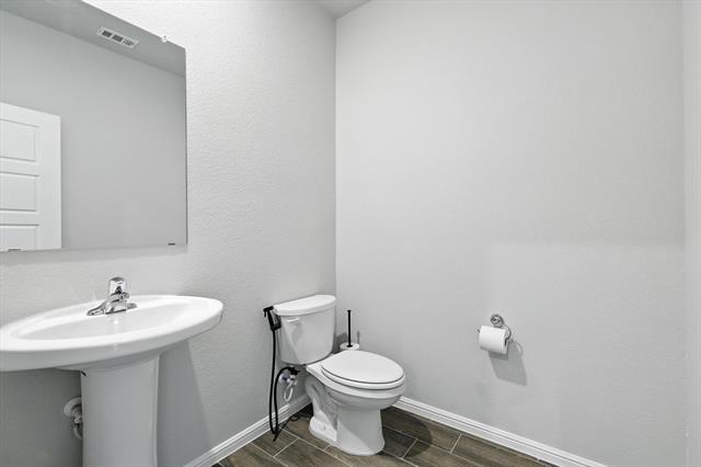 Building Photo - 206 Peckham Dr