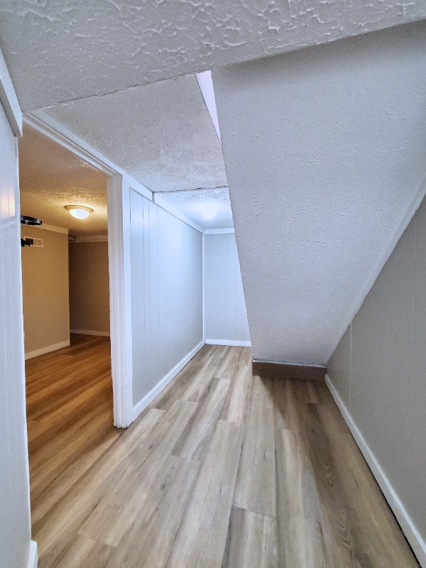 Building Photo - 90 E 8th Ave