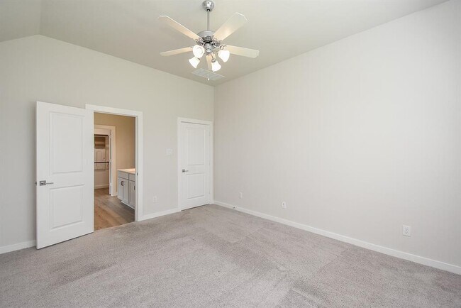 Building Photo - 3024 Myrtle Sunset Dr