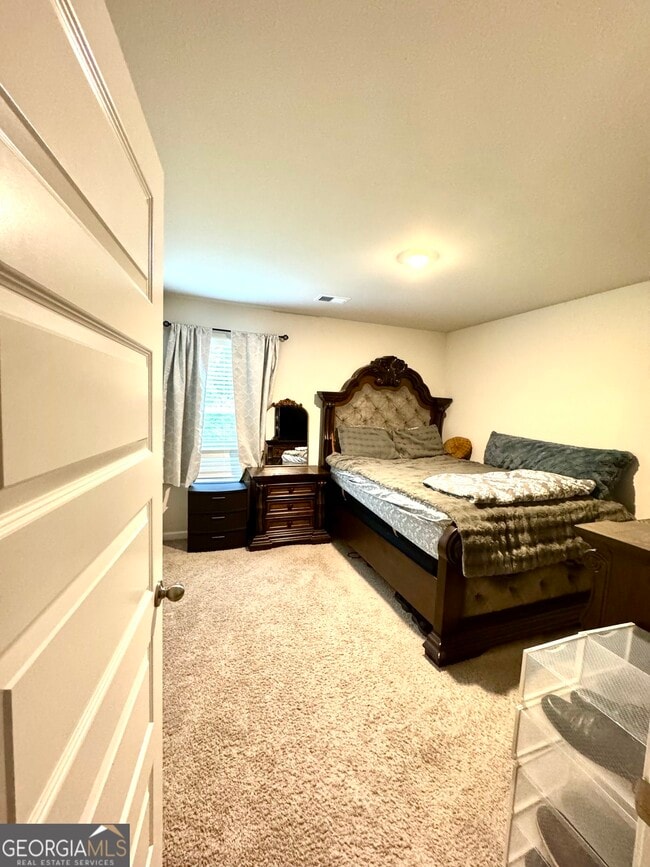 Building Photo - 17 Woodbrook Trl