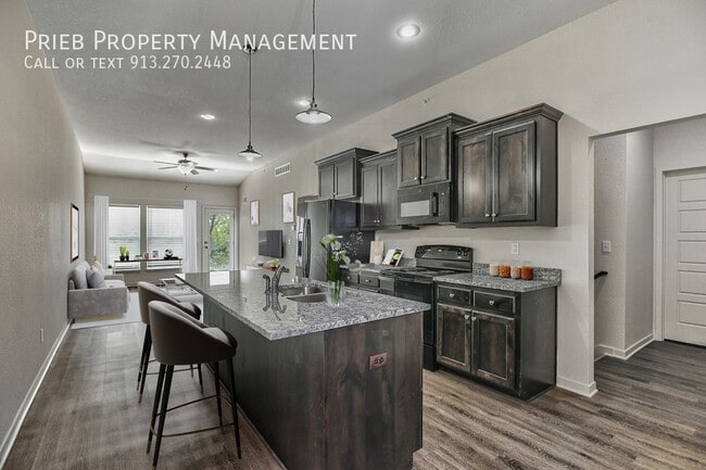 Building Photo - 8957 Findley St