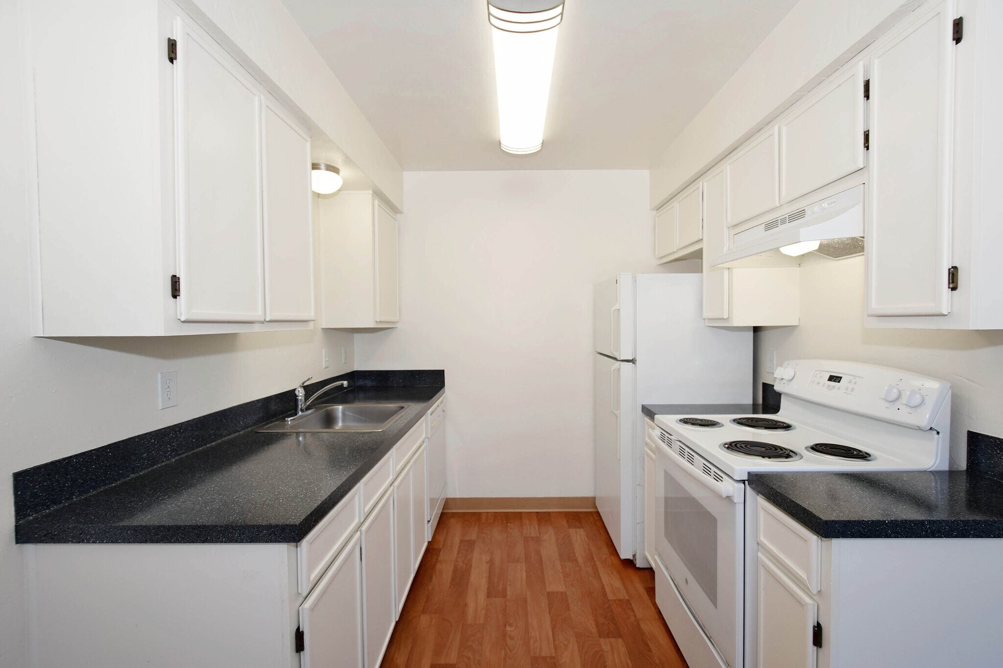 Building Photo - 12085 SW 135th Ave
