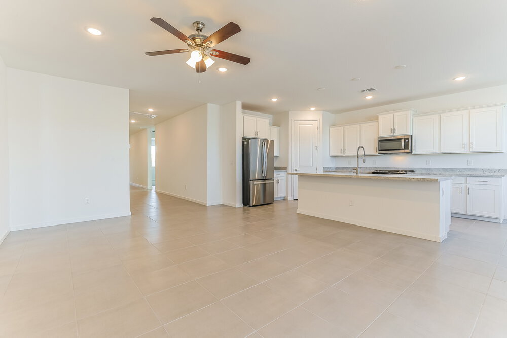 Building Photo - 35792 N Bloom St