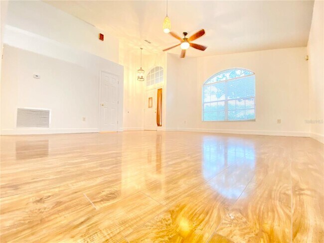 Building Photo - 4286 Shadow Creek Cir