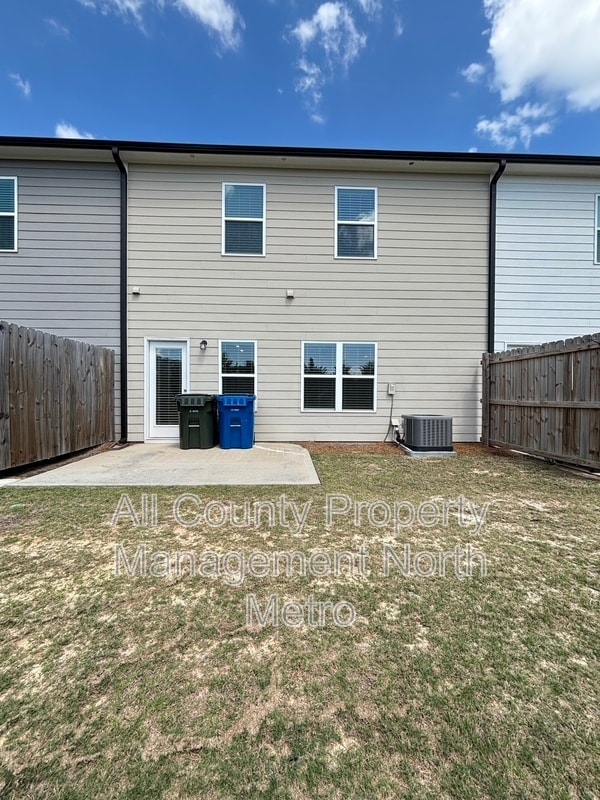 Building Photo - 5064 Silver Fox Trl
