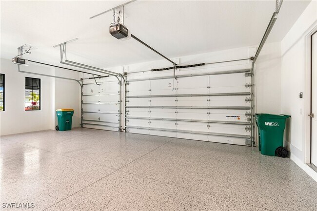 Building Photo - 9678 Moonflower Ct