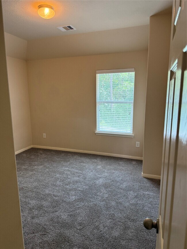 Building Photo - 30606 Woodson Trace Dr