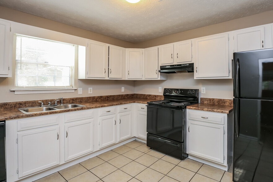 Building Photo - 5961 Garner Rd SW