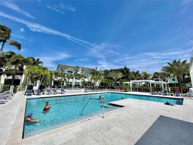 Building Photo - 905 Mainsail Cir