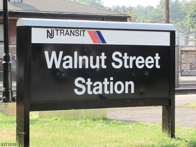 Building Photo - 28 Walnut Pkwy