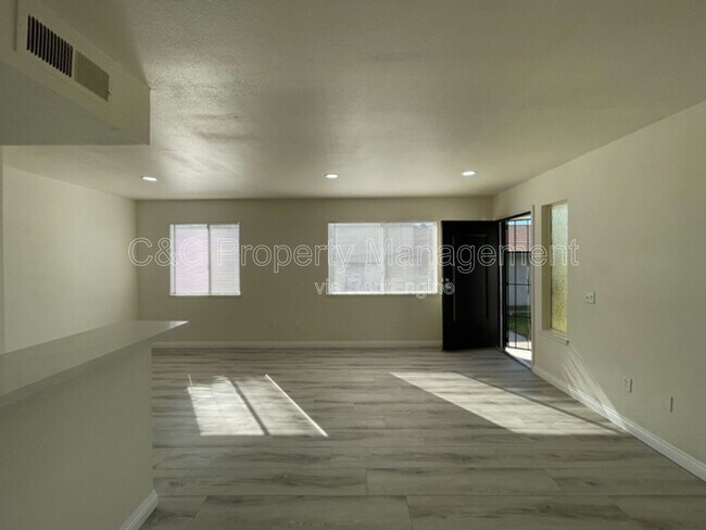 Building Photo - 3479 20th St