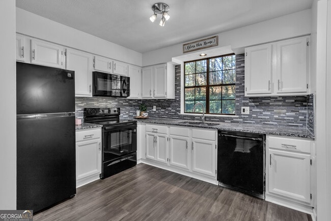 Building Photo - 2835 Mt Tabor Cir