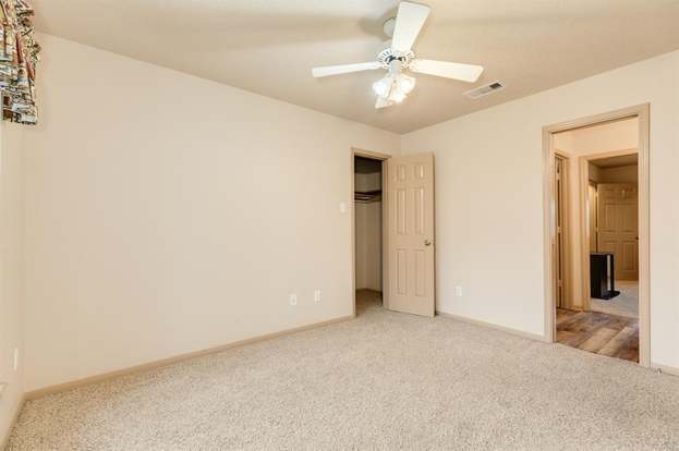 Building Photo - 112 Portulaca St