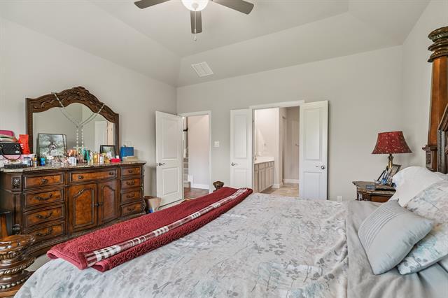 Building Photo - 216 Fieldstone Dr