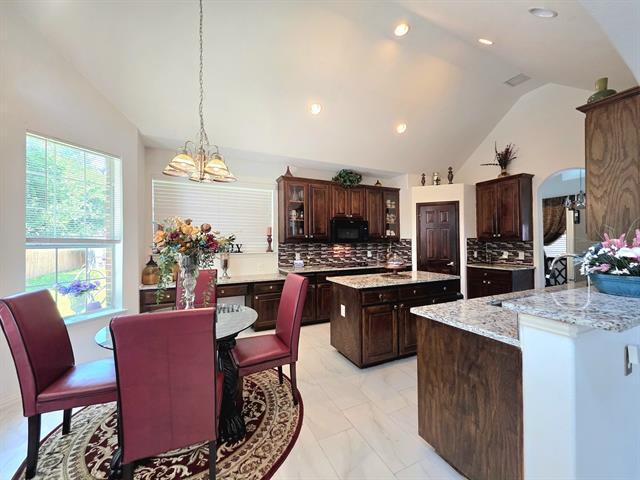 Building Photo - 4100 Nicklaus Ave