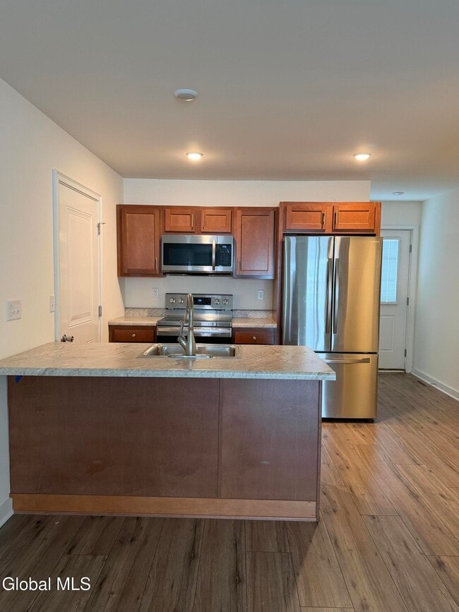 Building Photo - 36 Vly Rd