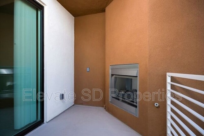 Building Photo - 2888 C St