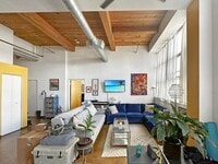 Building Photo - 120 Holmes St