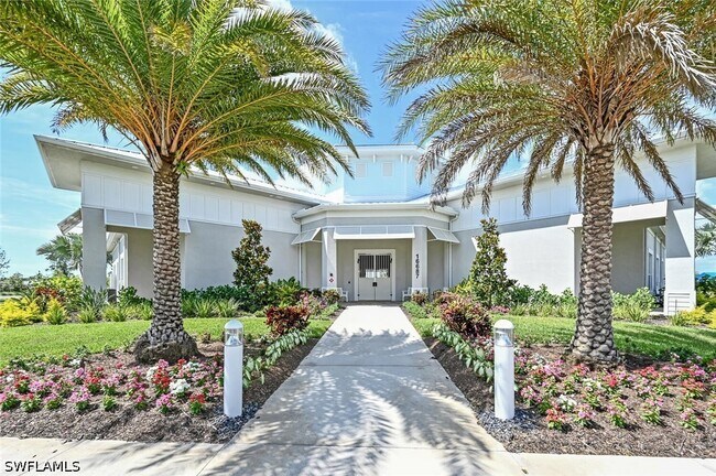 Building Photo - 28093 Sanibel Sands St
