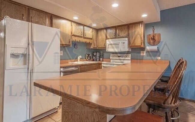 Building Photo - 1706 Palmer Dr