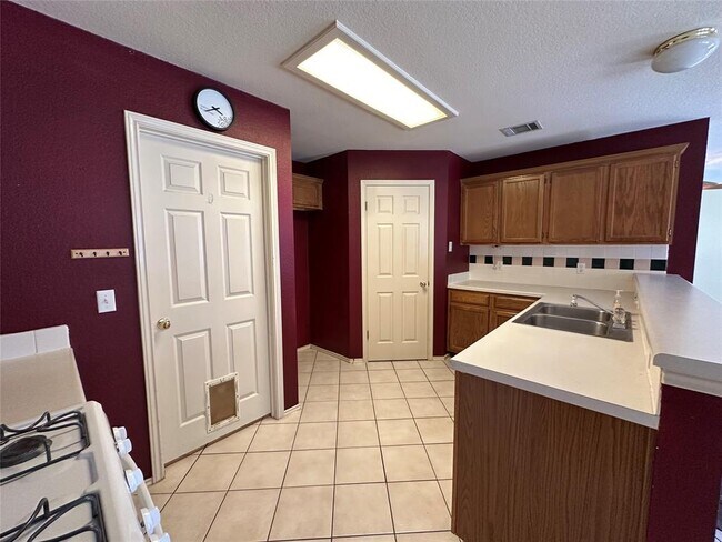 Building Photo - 3509 Ruby Red Dr