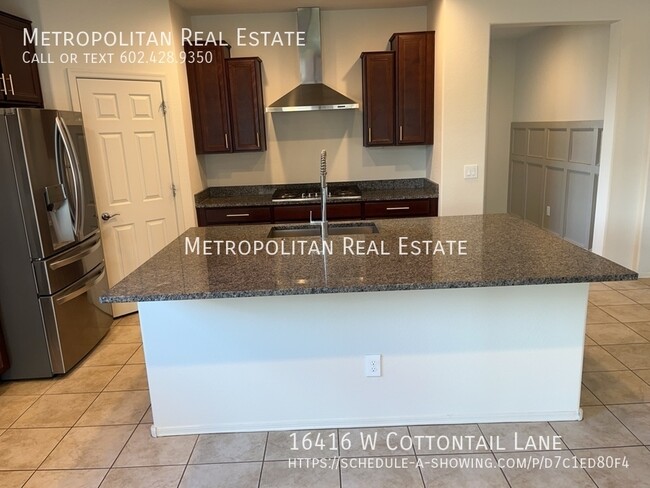 Building Photo - 16416 W Cottontail Ln