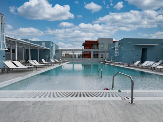 Building Photo - 7751 NW 107th Ave