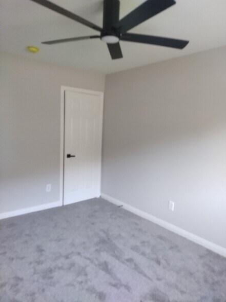 Building Photo - 29433 Abelia Rd