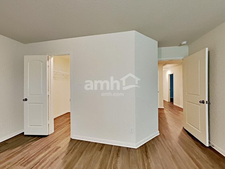 Building Photo - 12331 Carlson Valley