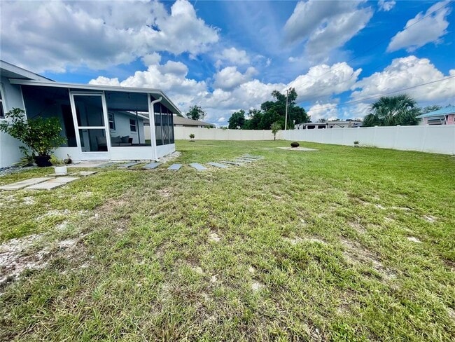 Building Photo - 2107 E Atmore Cir