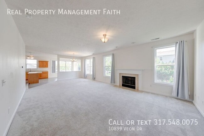 Building Photo - 10899 Veon Dr
