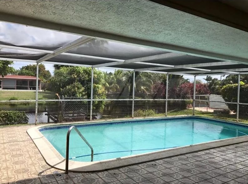 Building Photo - 2410 NW 87th Ln