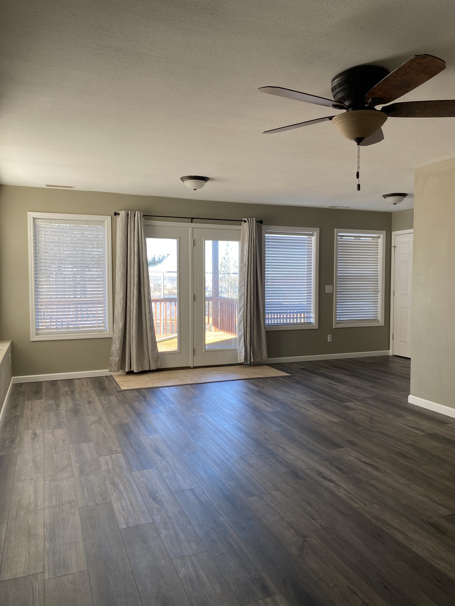 Additional bedroom/rec room - 1209 Pinewood Dr