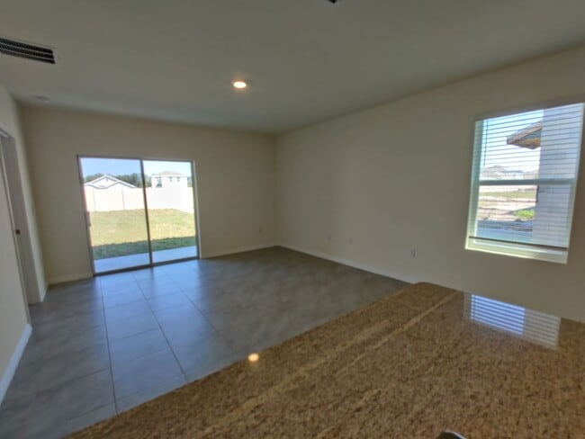 Building Photo - 33997 Jasper Stone Dr