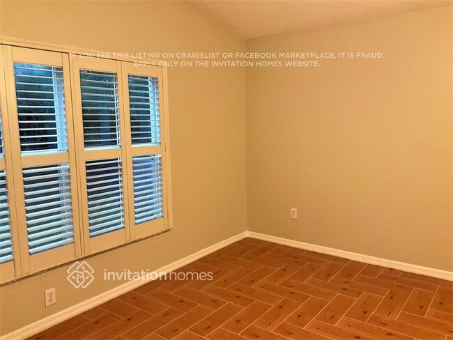 Building Photo - 14911 Rocky Ledge Dr