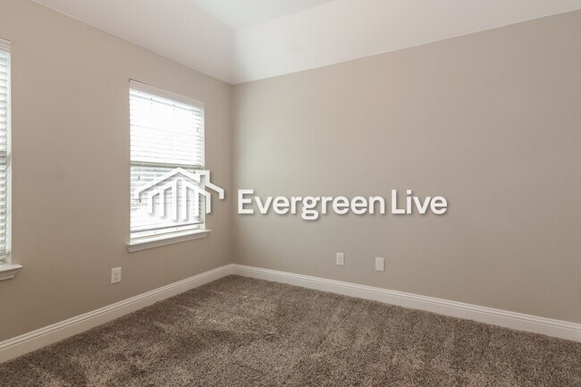 Building Photo - 126 Pleasant Hill Ln