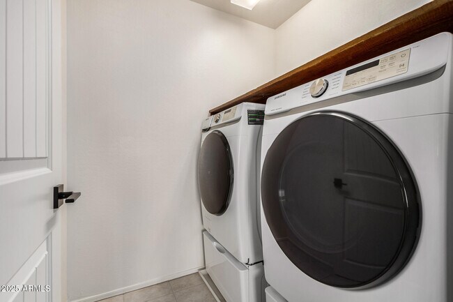 Building Photo - 12240 W Desert Sun Ln