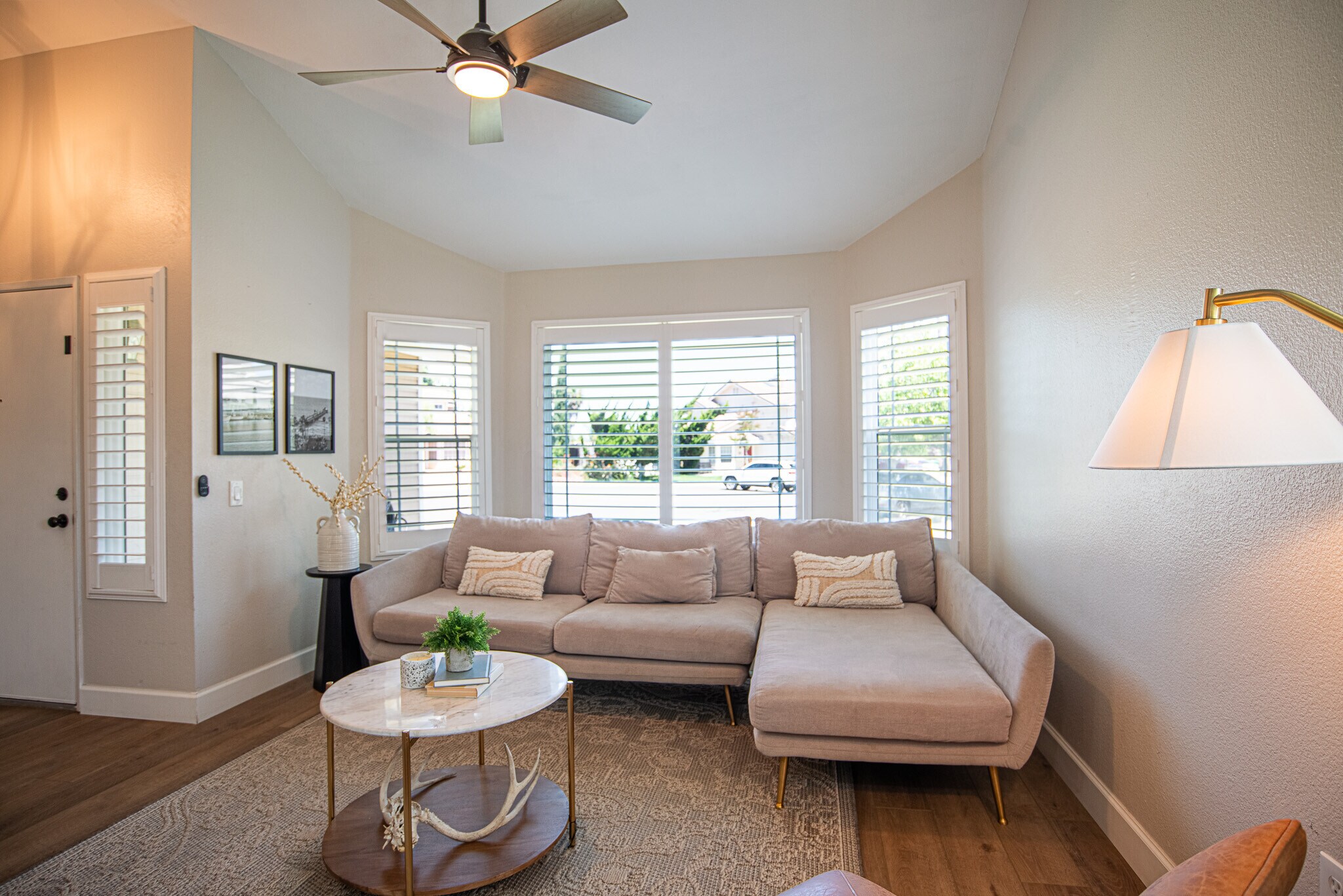 Building Photo - 5239 Hubbert St