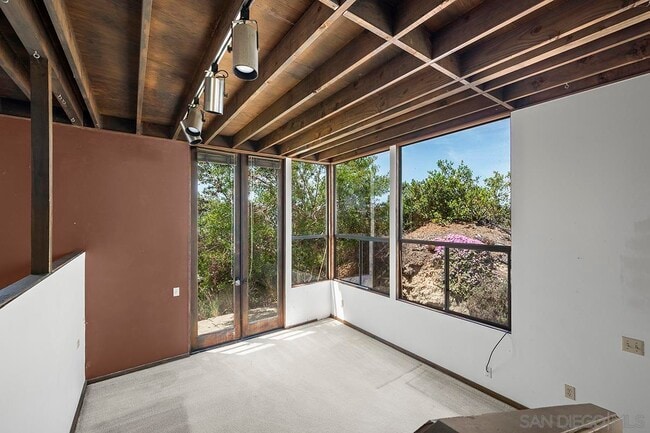 Building Photo - 13070 Via Grimaldi