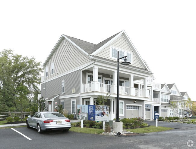 Building Photo - Navesink Shores