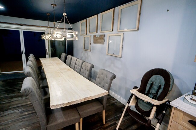 Building Photo - 1547 Norrona Ct SW