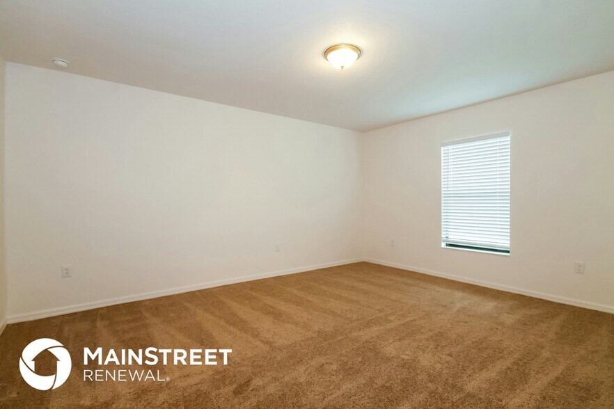 Building Photo - 8615 Silverbell Loop